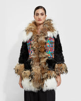 ABRIGO  BLANCO/NEGRO PECHERA COLORES